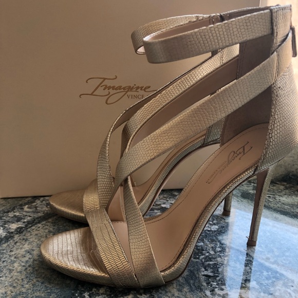 Vince Camuto Strappy Sandal Stiletto Heel Gold - Picture 1 of 8